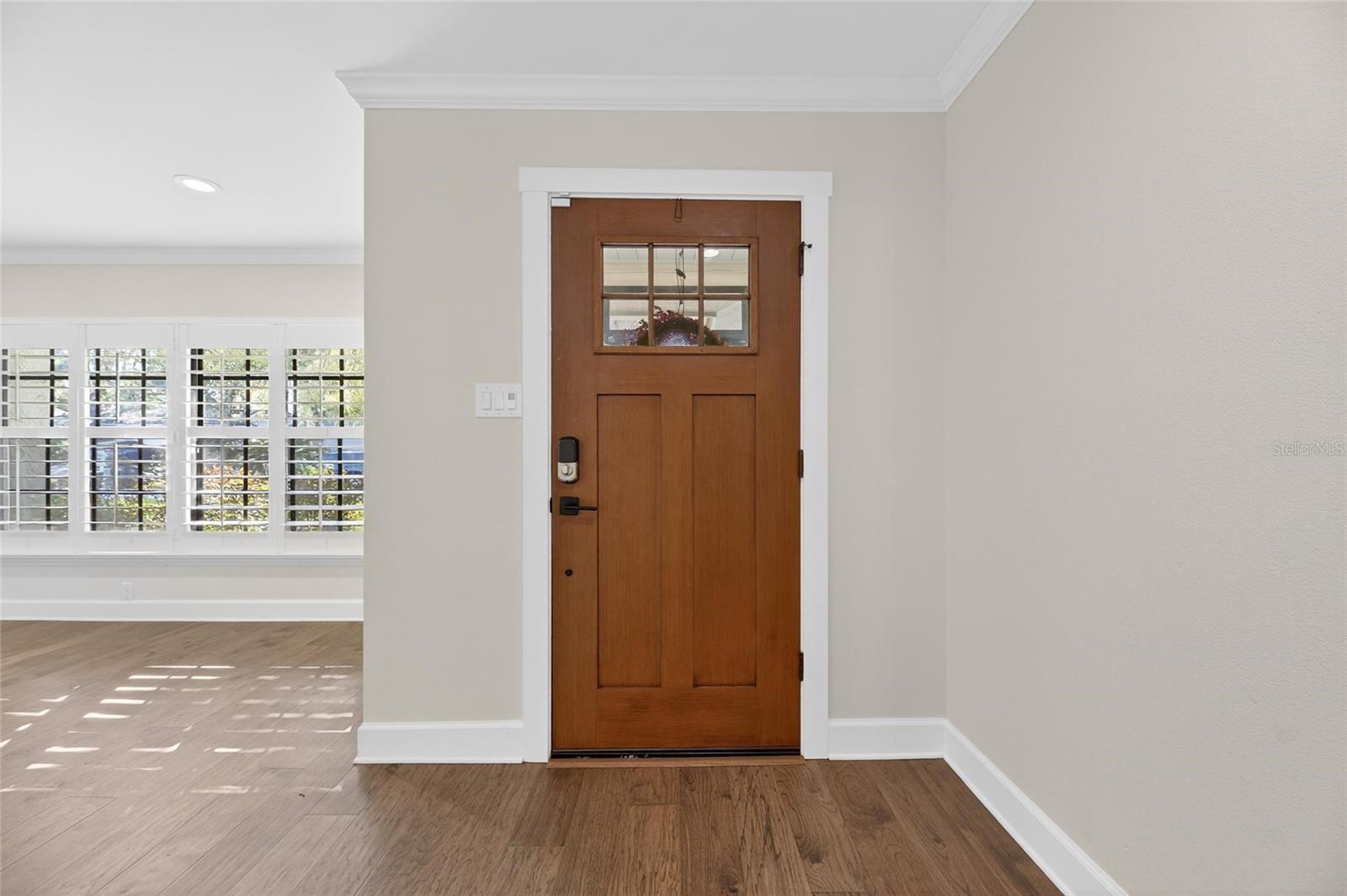 Image 8 of 90 For 1322 Corner Oaks Drive