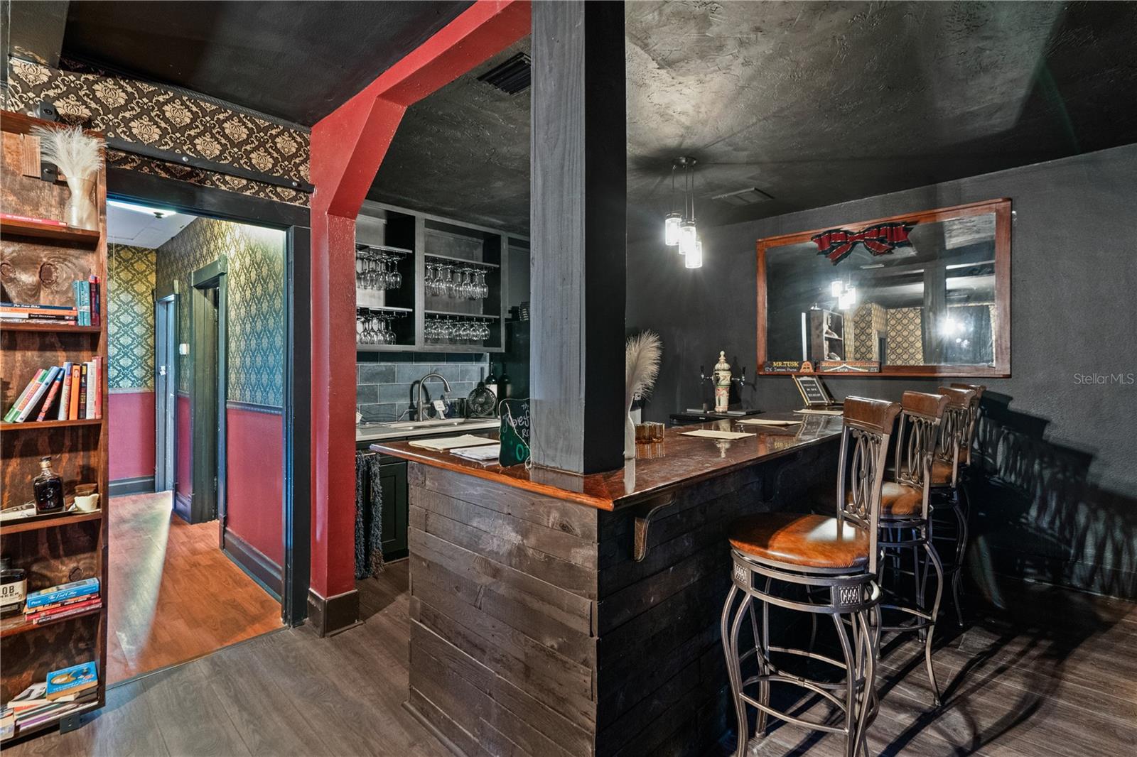 Image 19 of 33 For 312 Tarpon Avenue