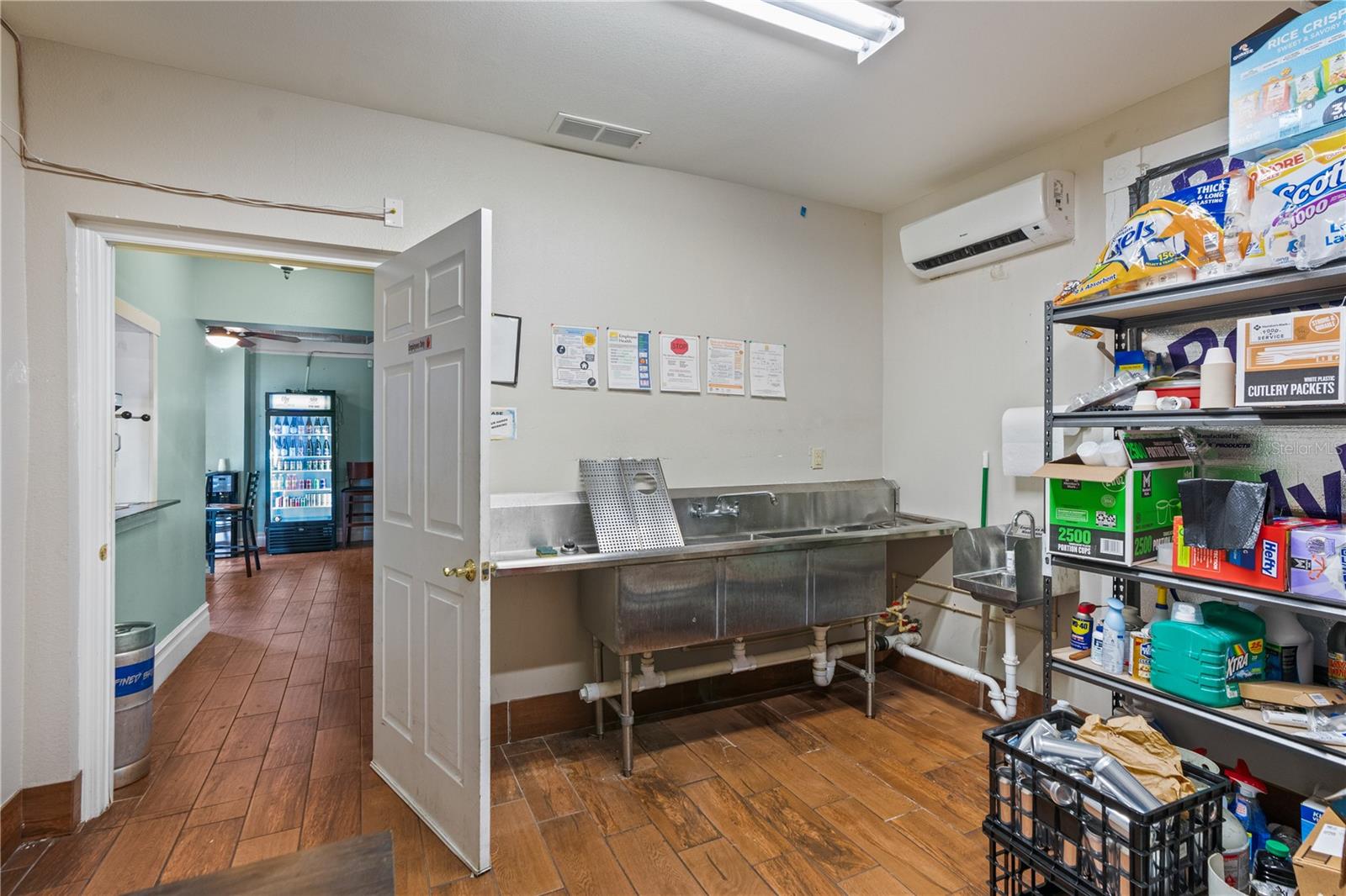 Image 27 of 33 For 312 Tarpon Avenue