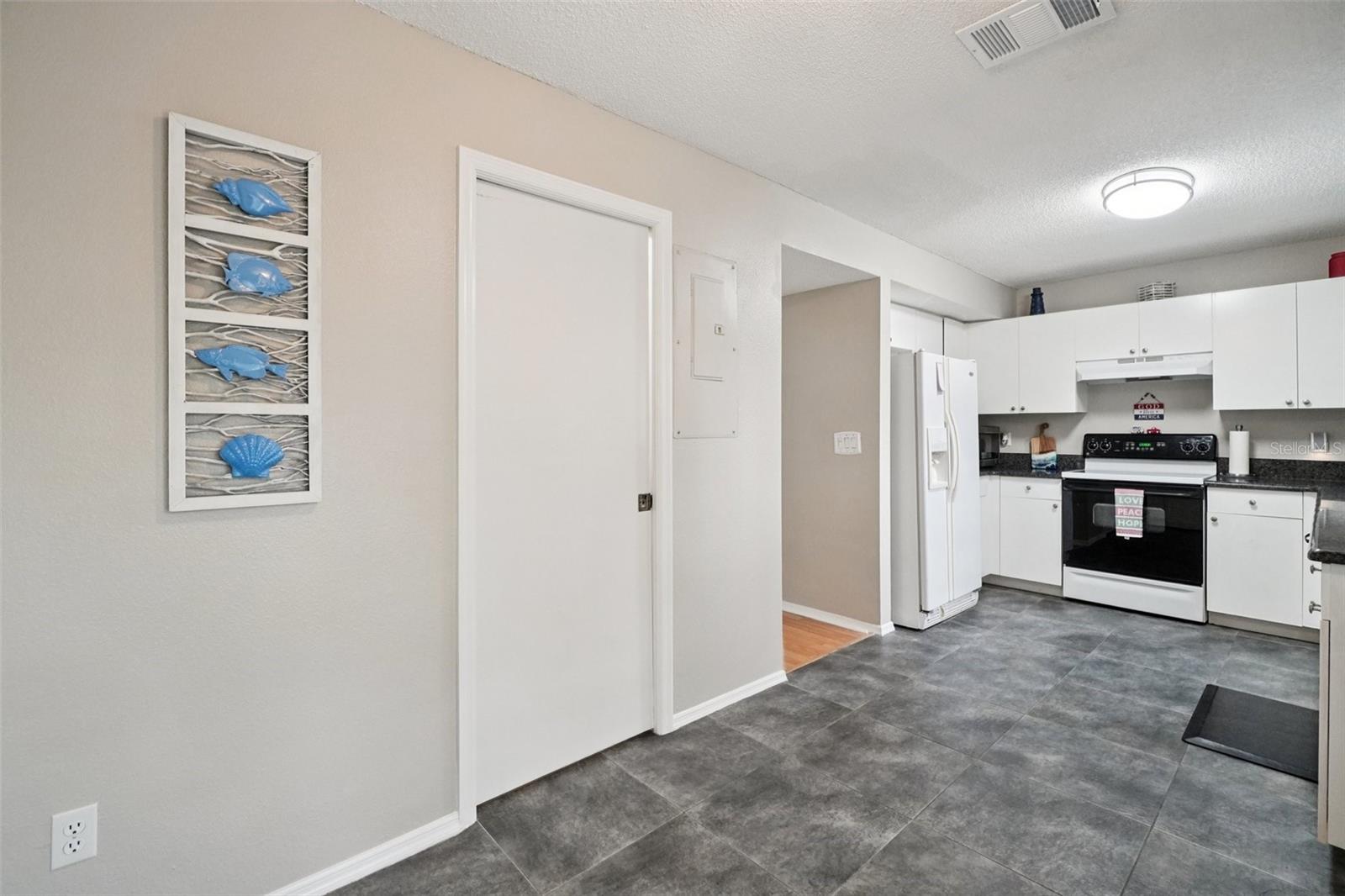 Image 15 of 50 For 2243 Andover Circle