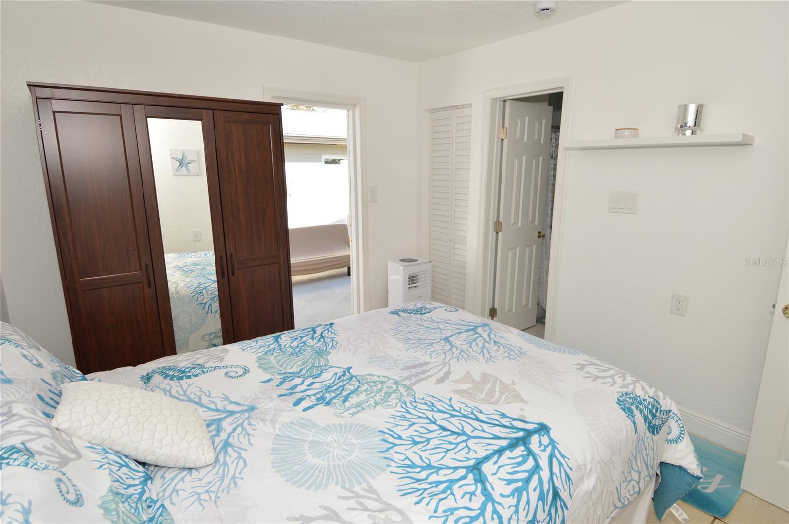 Image 27 of 54 For 156 146th Avenue E A