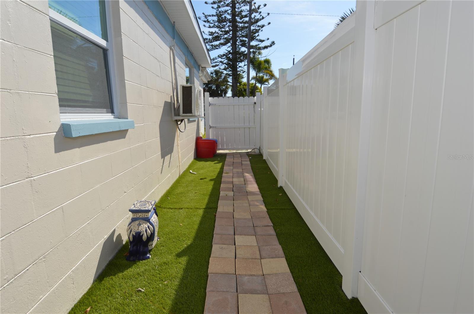 Image 49 of 54 For 156 146th Avenue E A