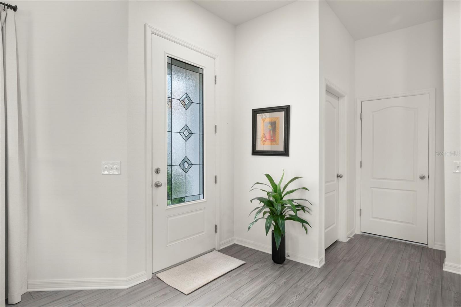 Image 12 of 31 For 727 Poppy Lane