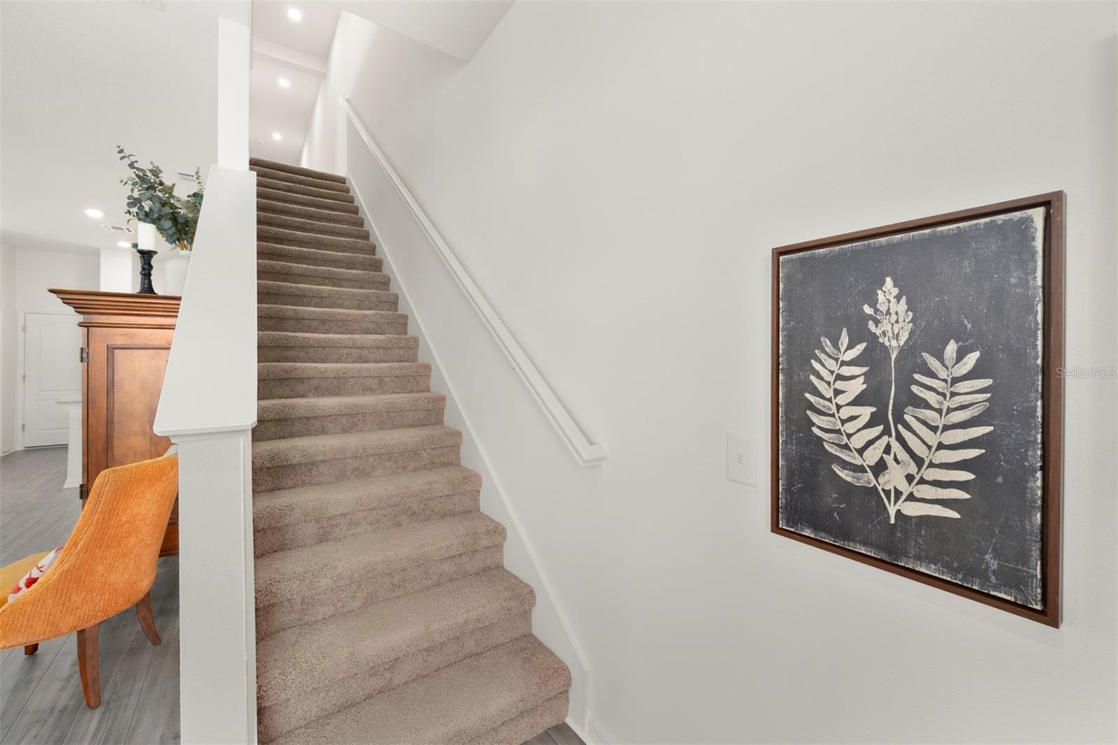 Image 13 of 31 For 727 Poppy Lane