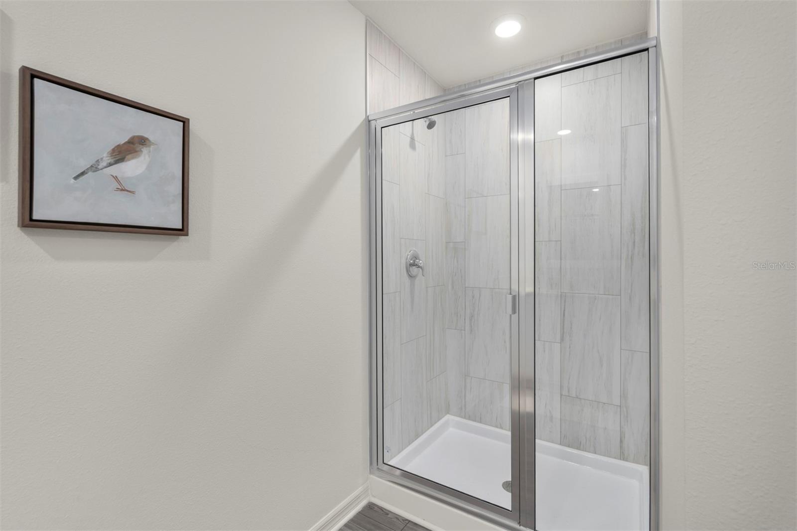 Image 18 of 31 For 727 Poppy Lane