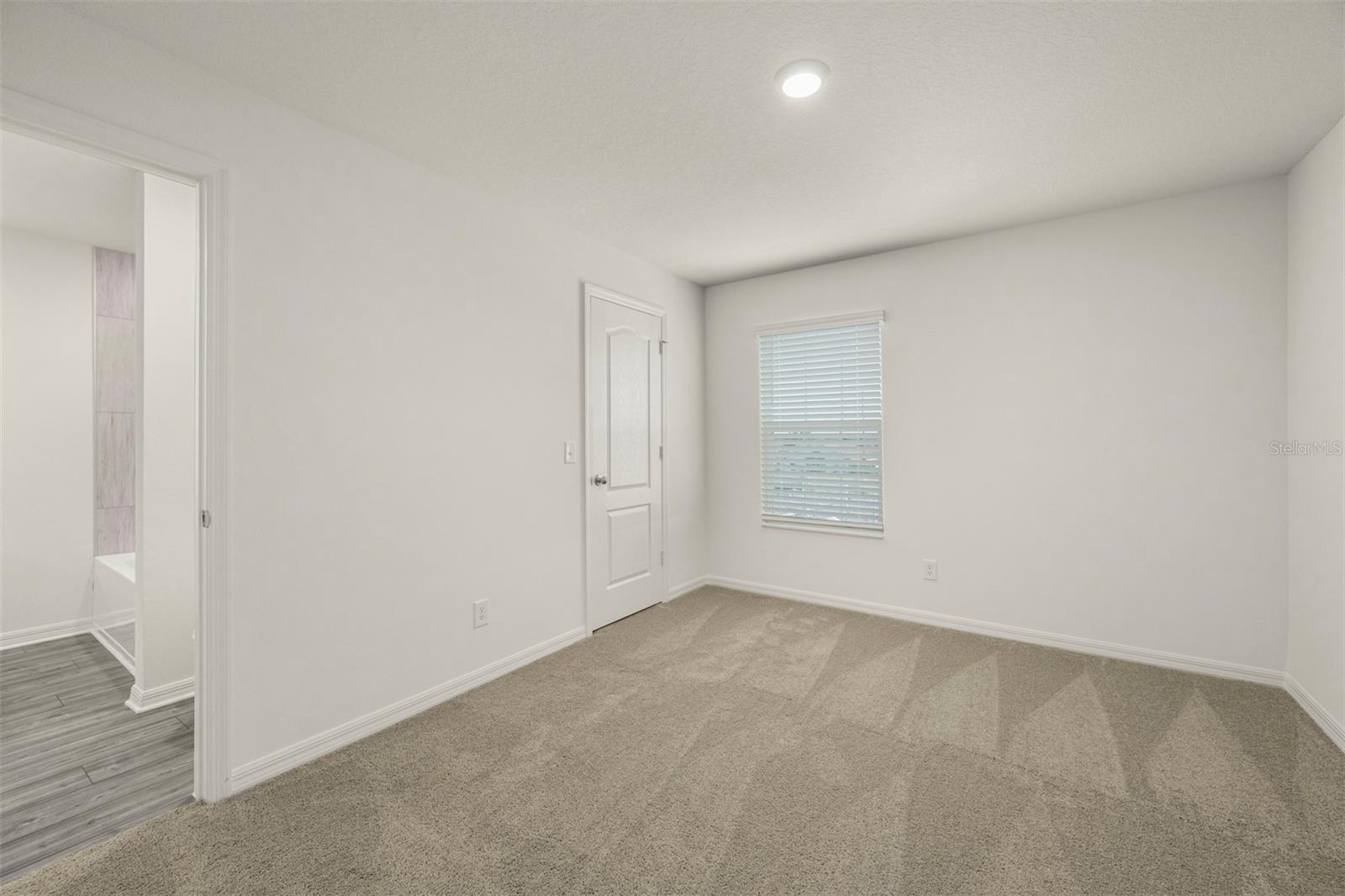 Image 24 of 31 For 727 Poppy Lane