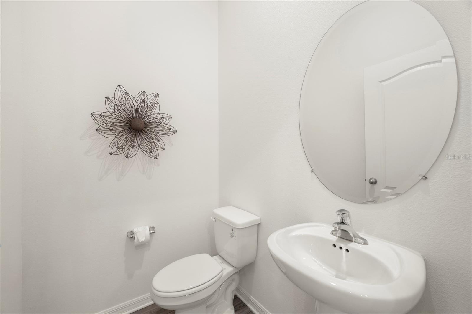 Image 25 of 31 For 727 Poppy Lane