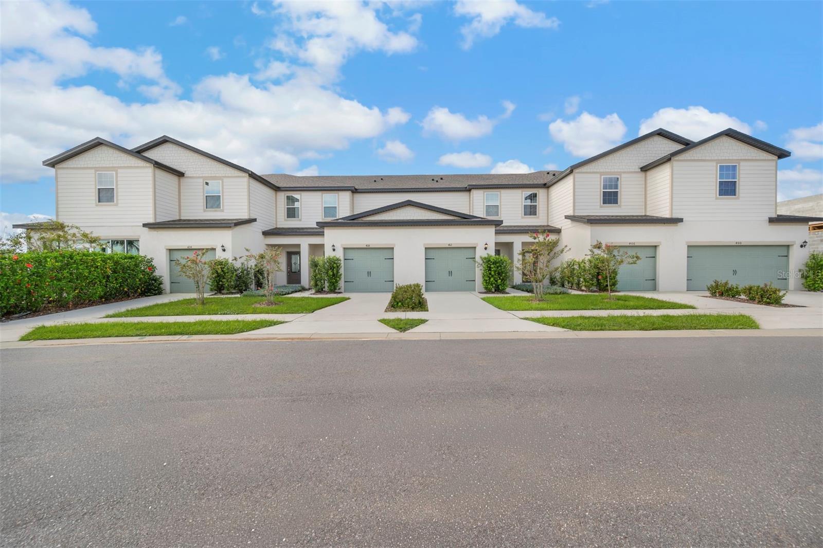 Image 4 of 31 For 727 Poppy Lane