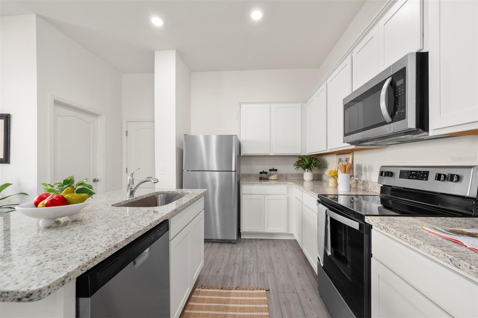 Image 5 of 31 For 727 Poppy Lane