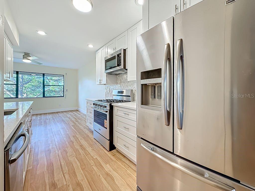 Image 13 of 50 For 8198 Terrace Garden Drive N 407