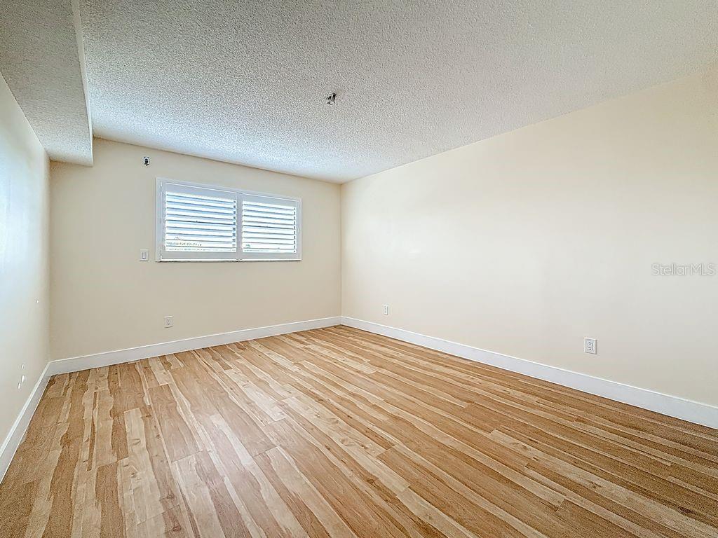 Image 23 of 50 For 8198 Terrace Garden Drive N 407