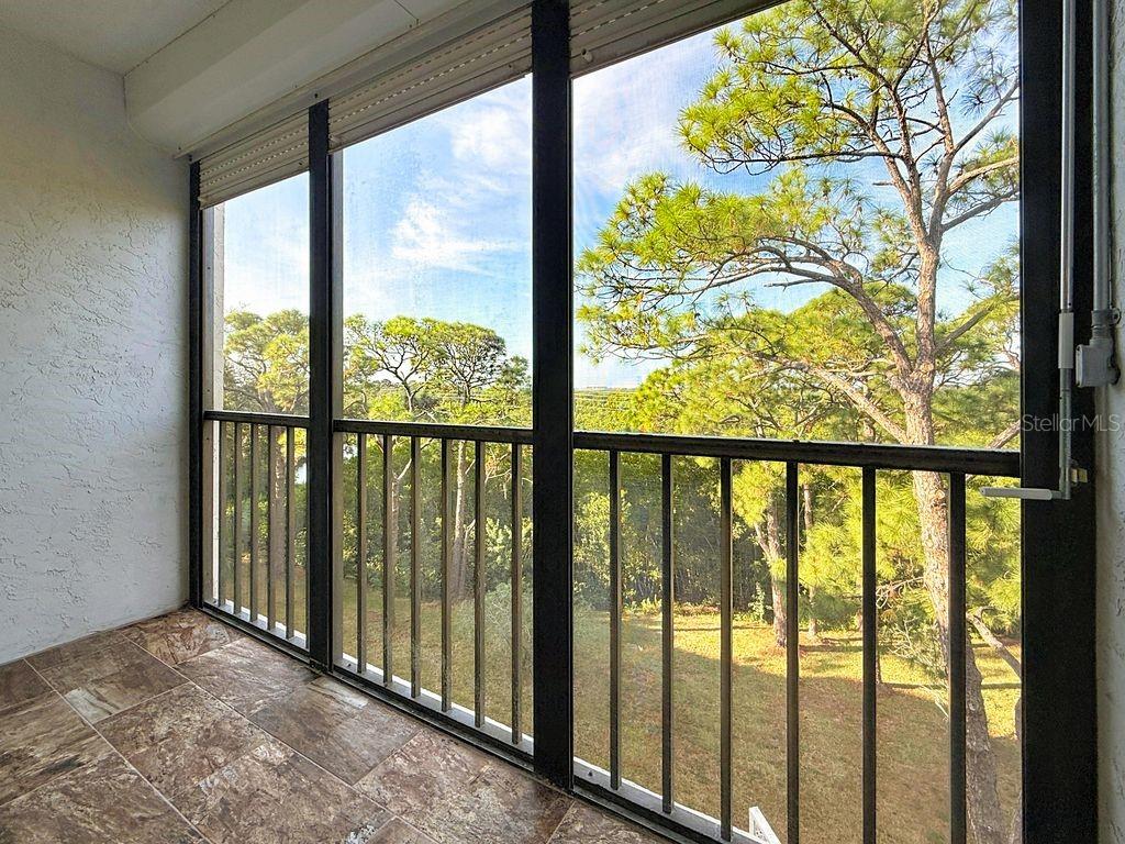 Image 39 of 50 For 8198 Terrace Garden Drive N 407