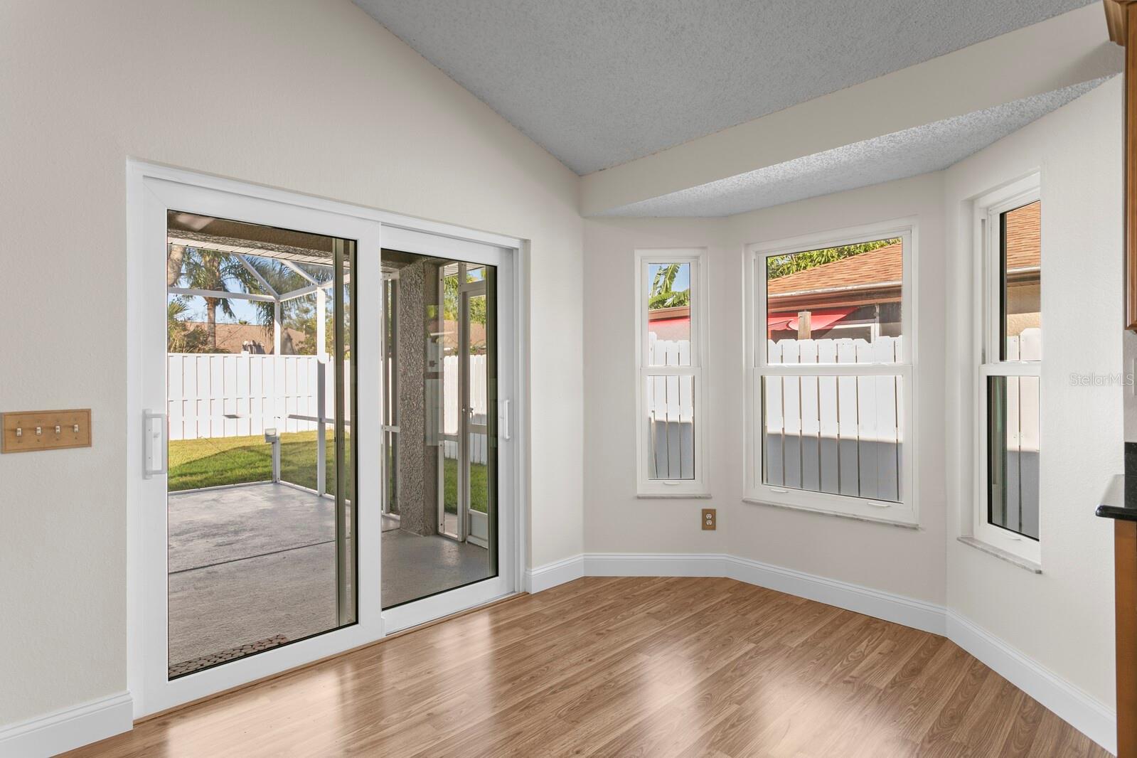 Image 17 of 68 For 4527 New Dawn Court