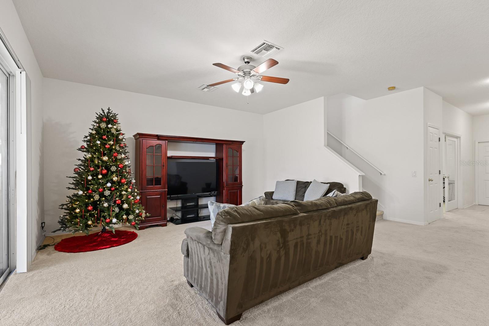 Image 10 of 34 For 1411 Main Street