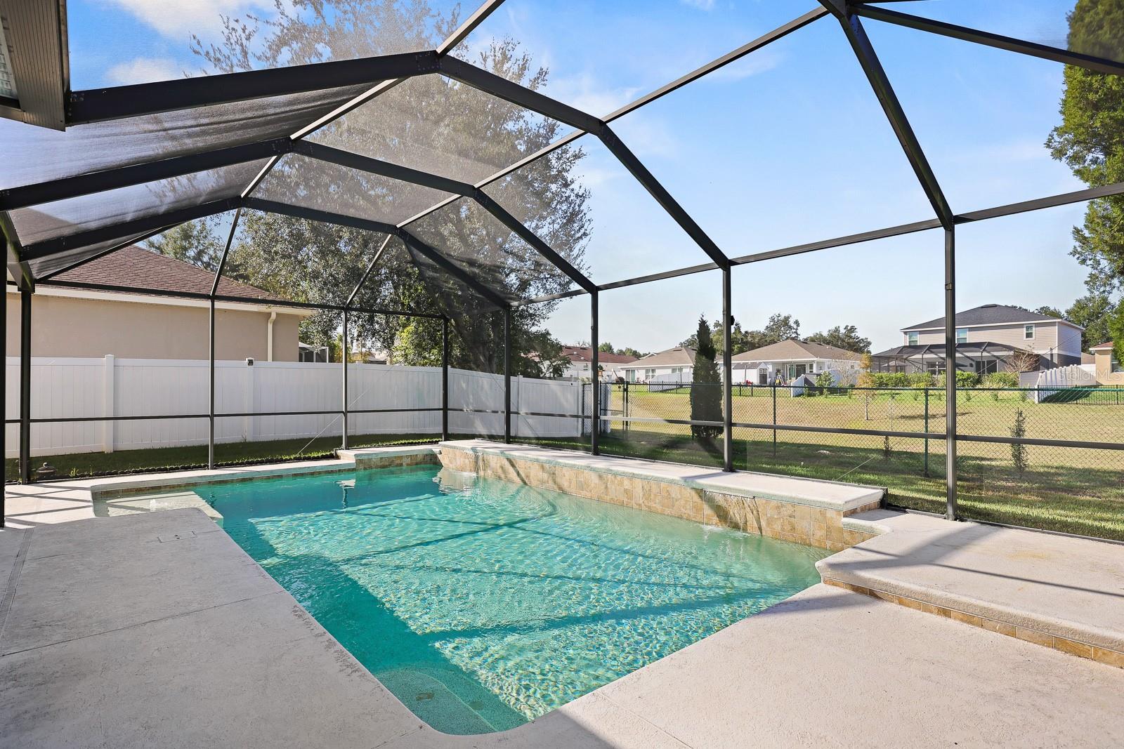 Image 37 of 44 For 1411 Main Street