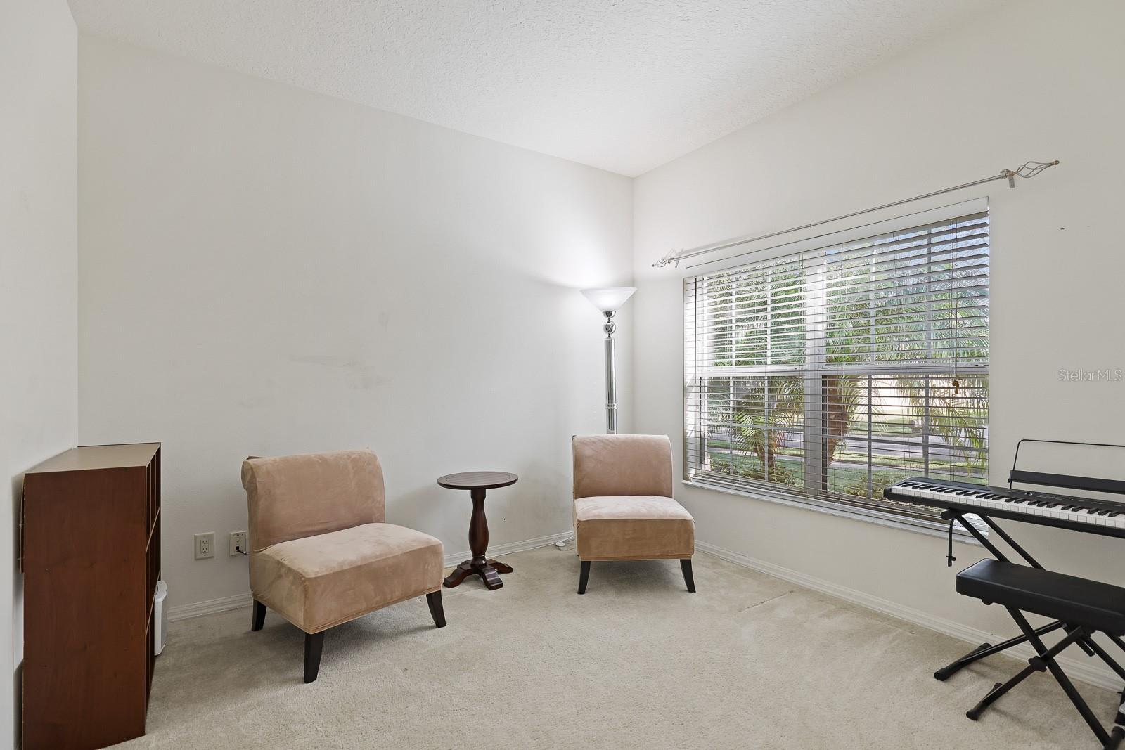 Image 5 of 34 For 1411 Main Street