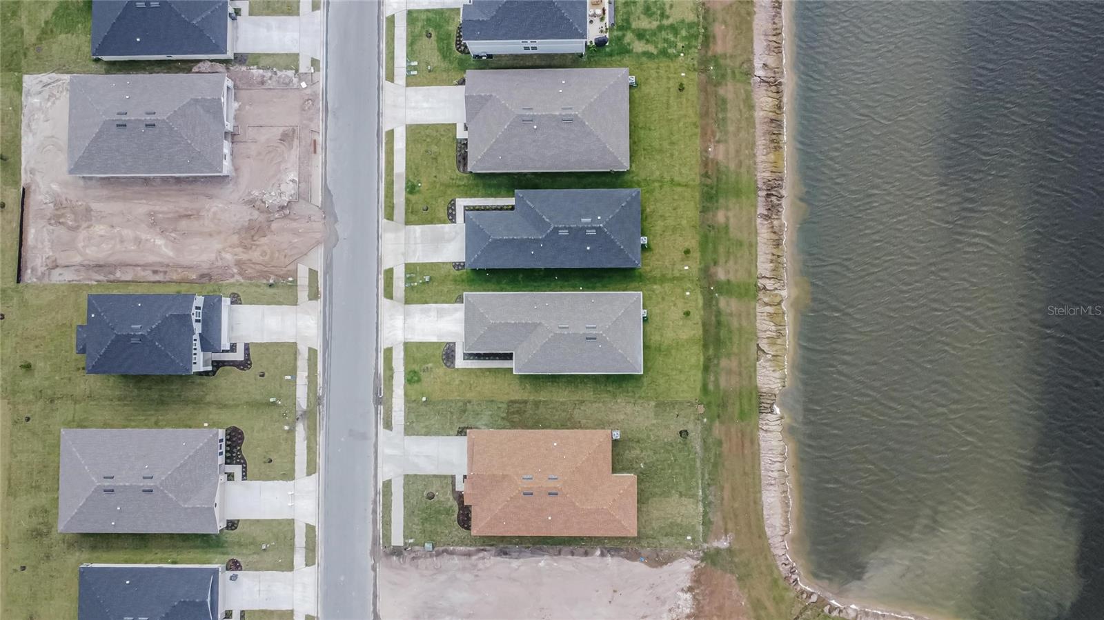 Image 14 of 49 For 3327 Hopewell Ave