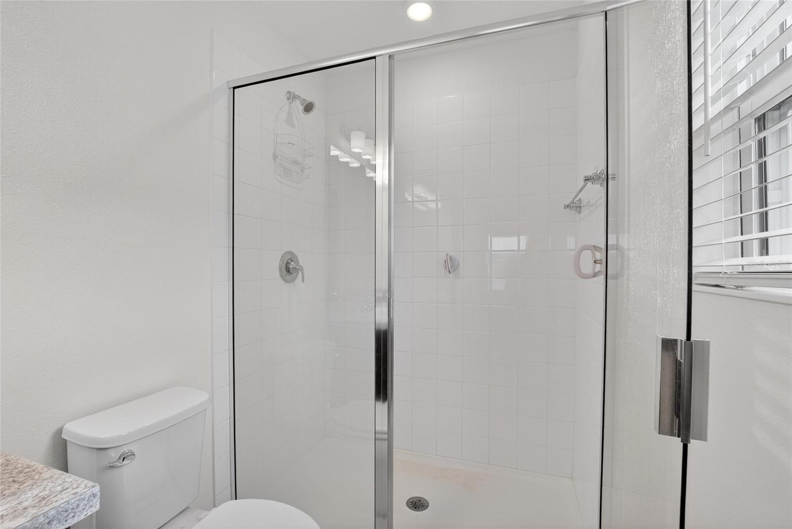 Image 38 of 49 For 3327 Hopewell Ave