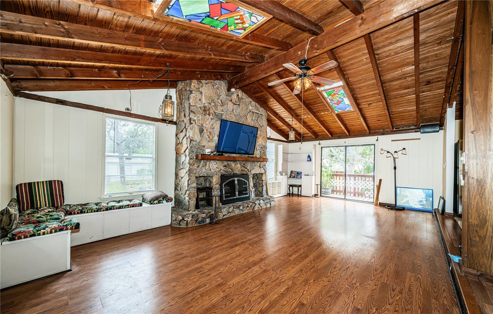 Image 8 of 39 For 1112 Florida Avenue