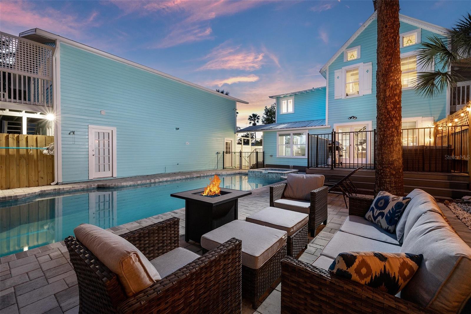 Image 2 of 34 For 551 Omaha Street