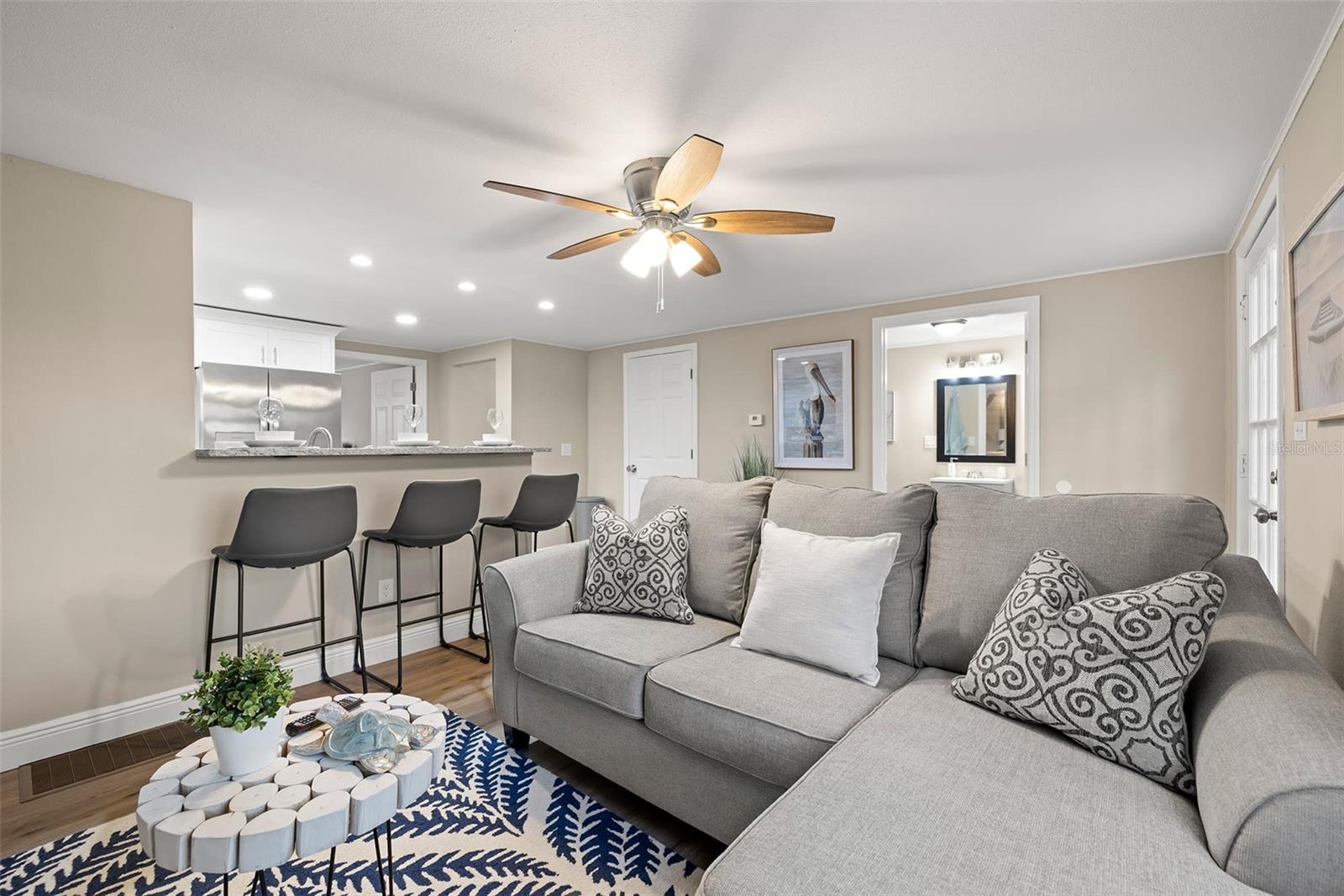 Image 24 of 34 For 551 Omaha Street