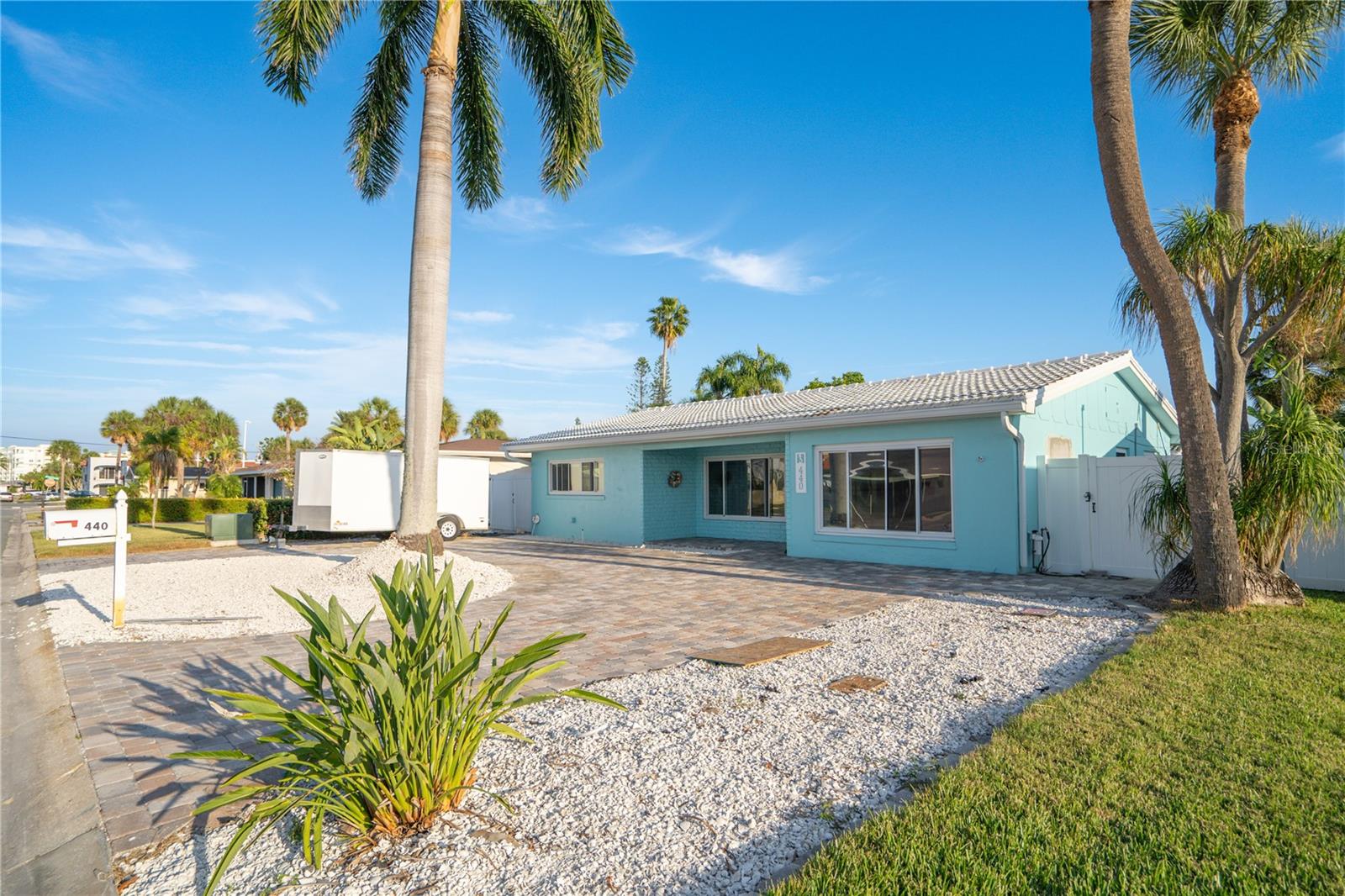 Image 25 of 42 For 440 82nd Avenue