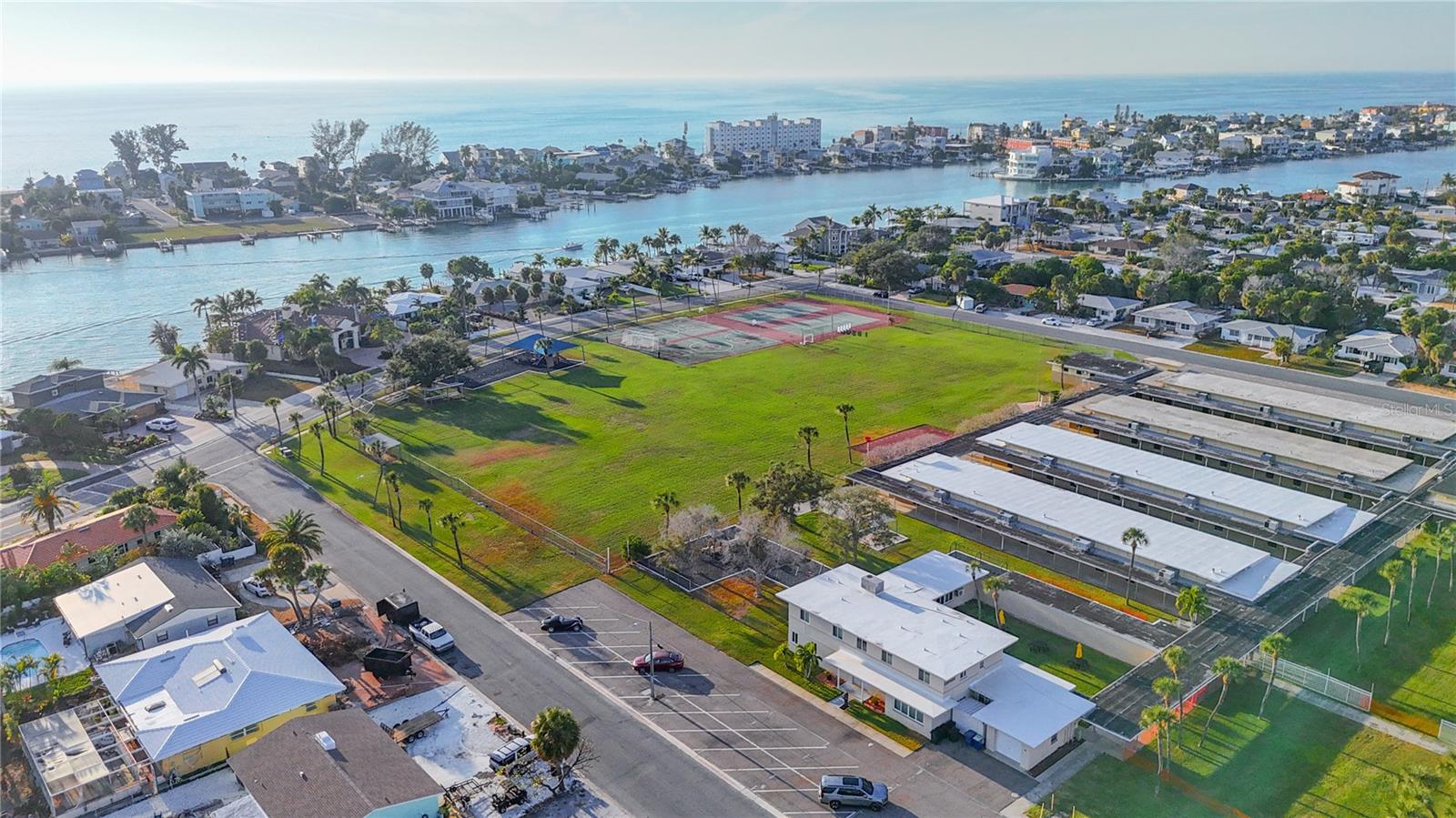 Image 31 of 42 For 440 82nd Avenue