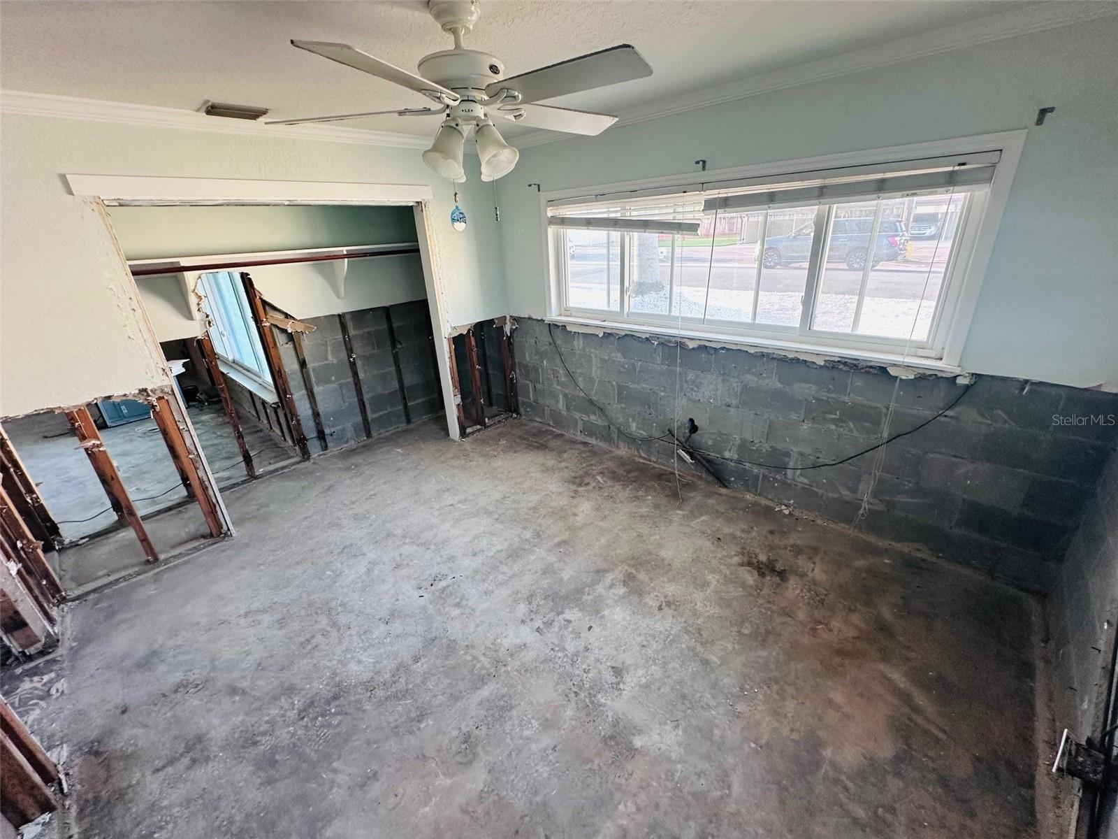 Listing photo id 50 for 440 82nd Avenue