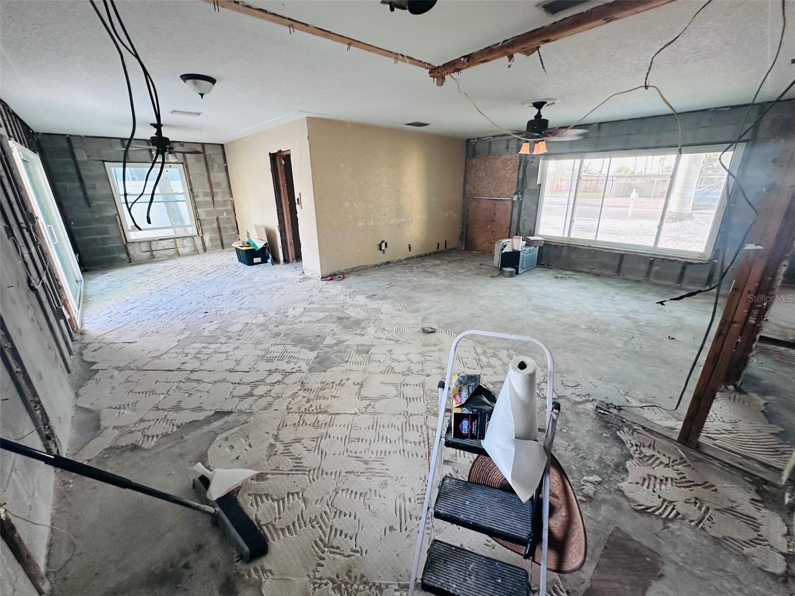 Listing photo id 66 for 440 82nd Avenue