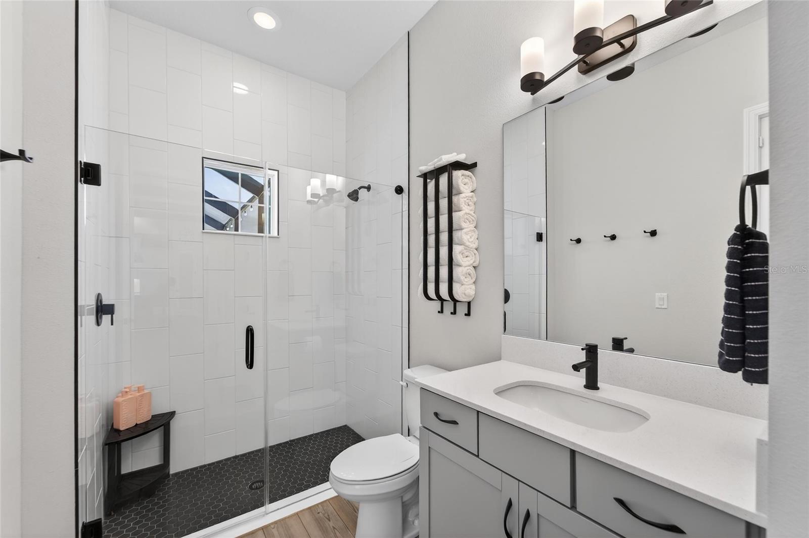 Listing photo id 36 for 10579 Meadowrun Drive