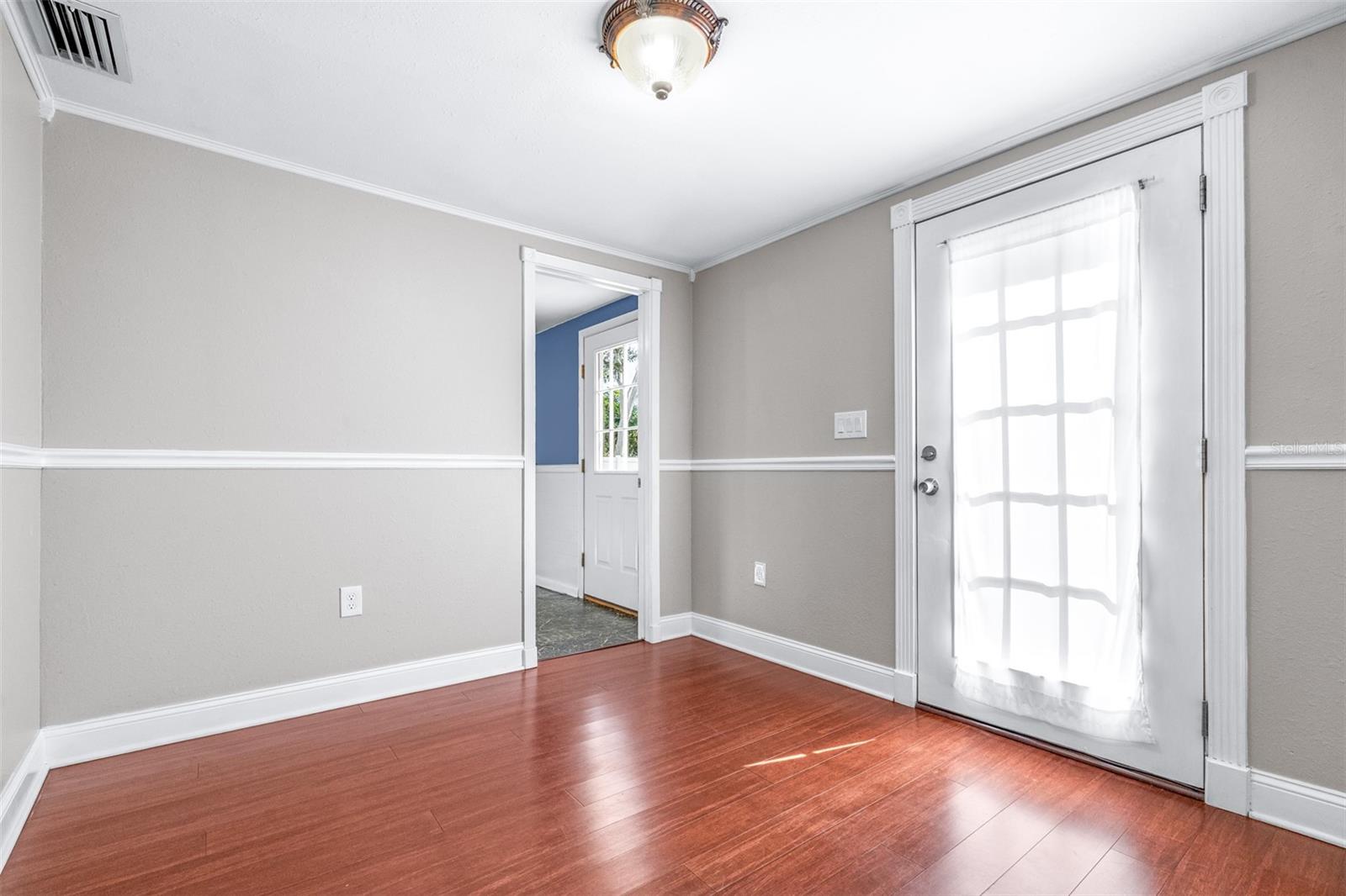 Image 16 of 41 For 3106 Adams Street