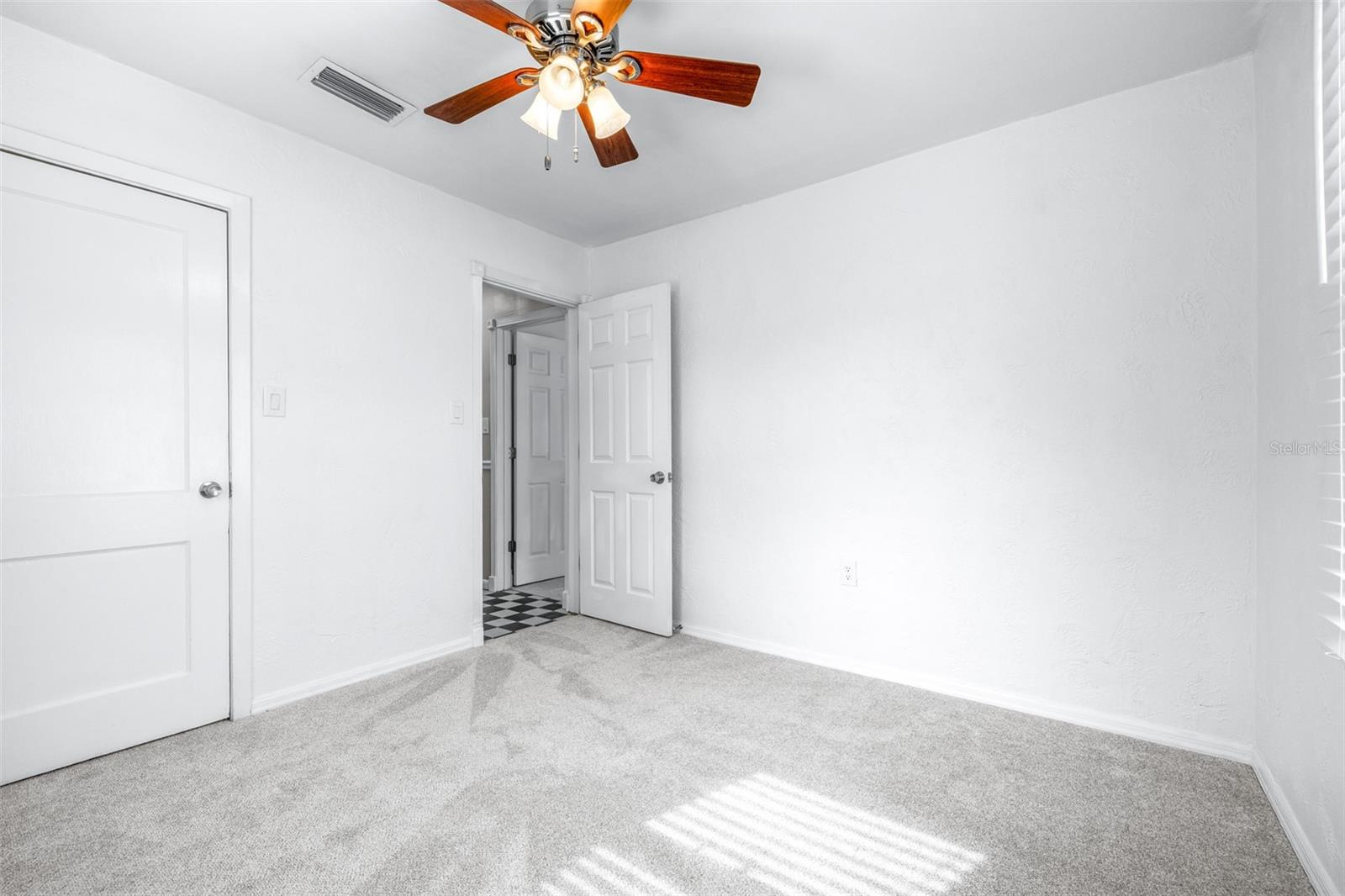 Image 26 of 41 For 3106 Adams Street