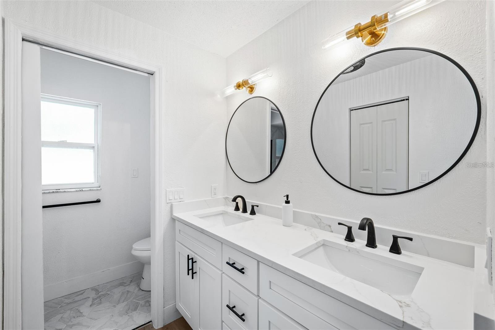 Image 6 of 8 For 10997 117th Street