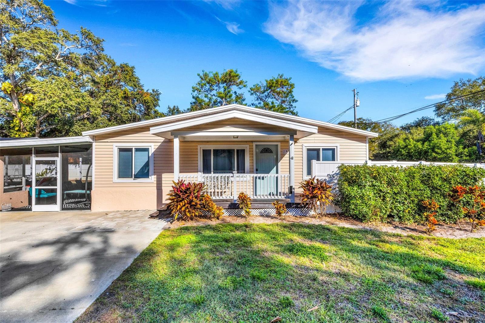 Details for 1600 Loretta Avenue Nw, LARGO, FL 33770