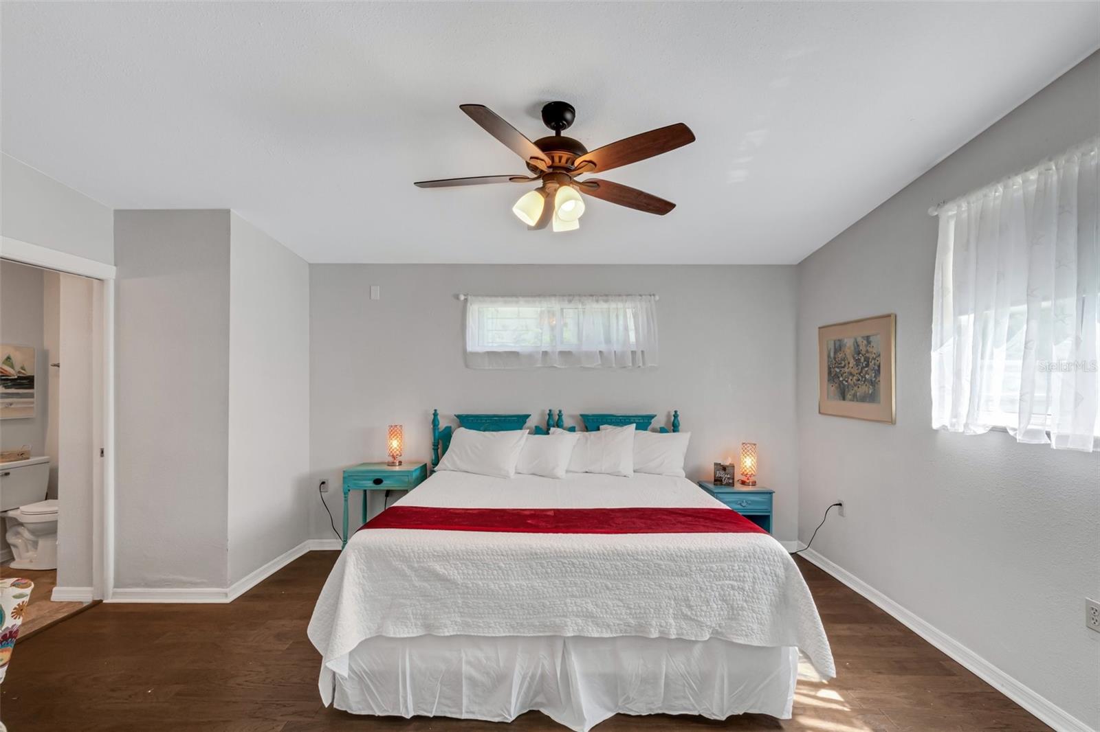 Image 26 of 51 For 1600 Loretta Avenue Nw