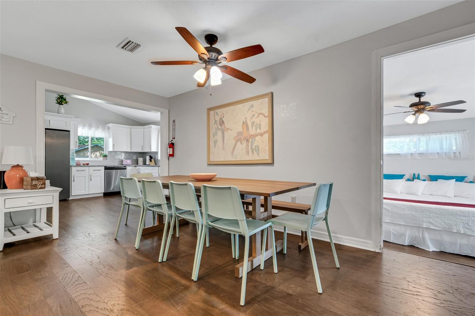 Image 33 of 51 For 1600 Loretta Avenue Nw