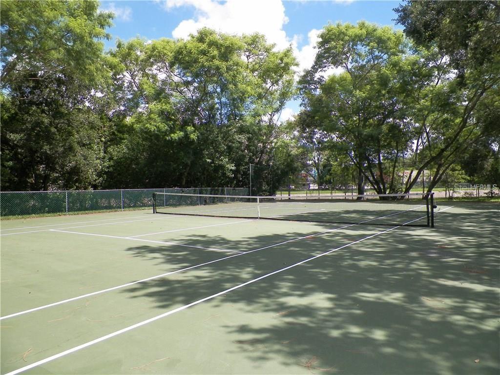 Image 25 of 32 For 5501 67th Avenue N 5