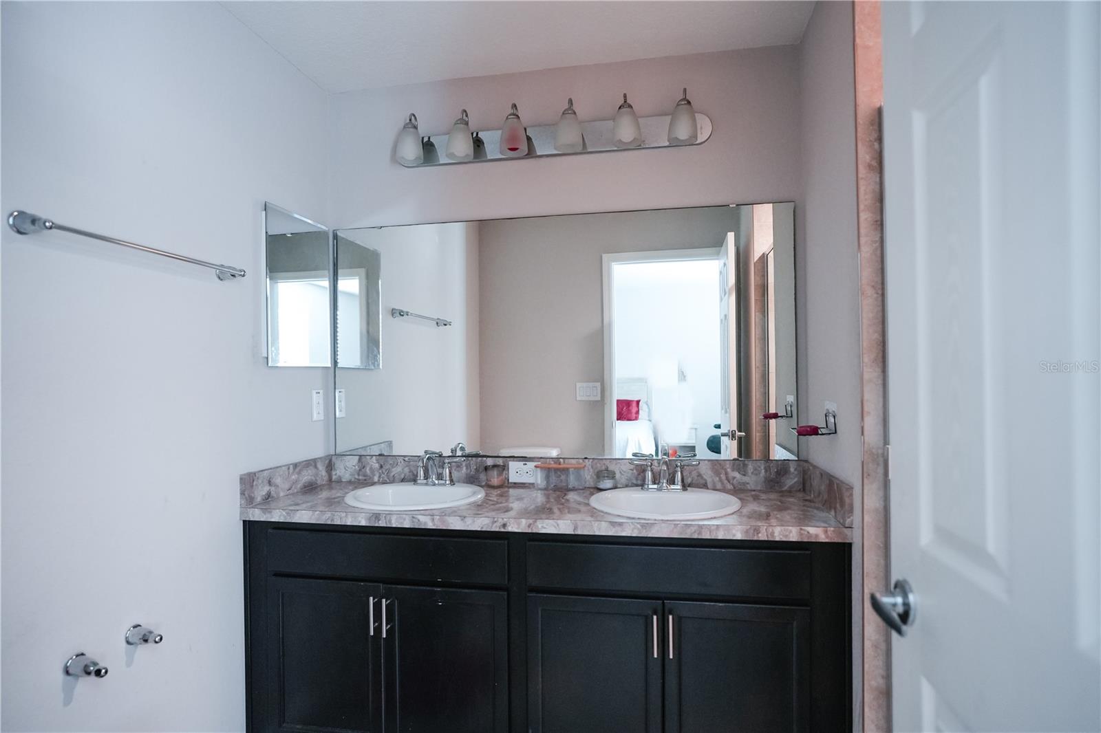 Image 6 of 9 For 13123 Logan Captiva Lane