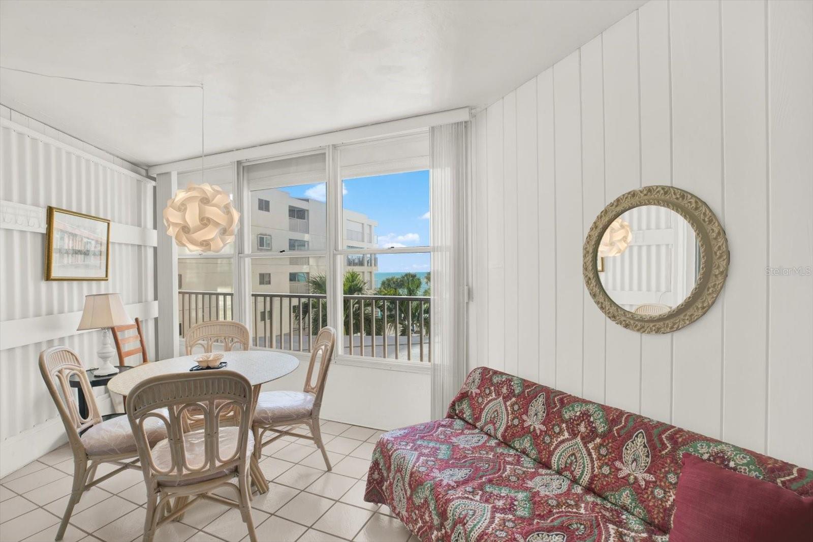 Image 10 of 23 For 16400 Gulf Boulevard 310