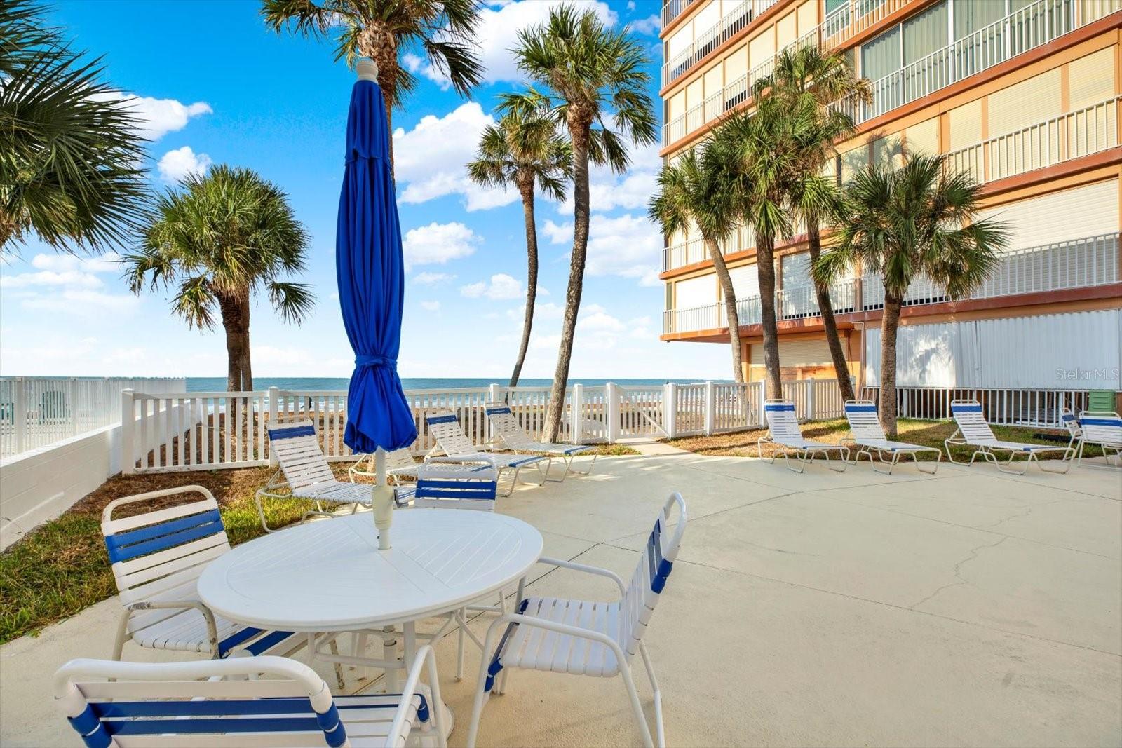 Image 16 of 23 For 16400 Gulf Boulevard 310