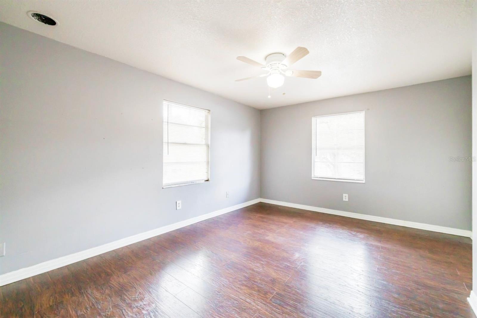 Image 6 of 12 For 2507 Virginia Avenue D