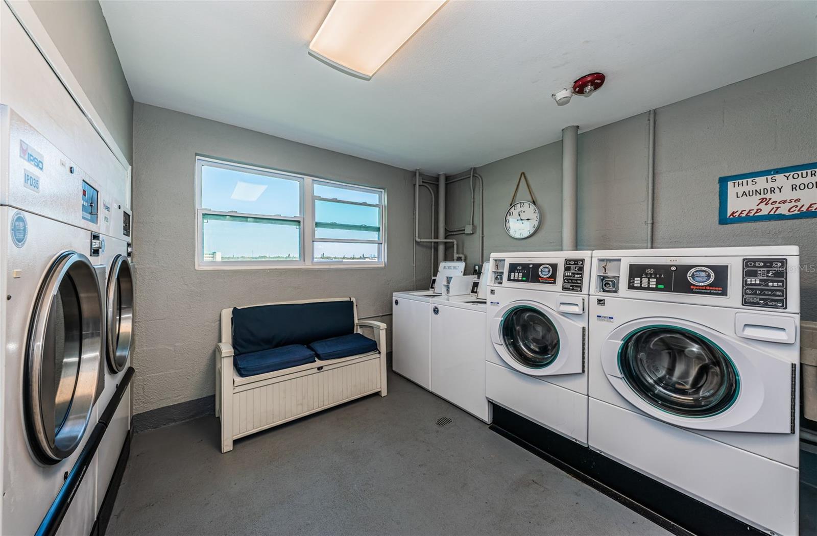 Image 34 of 99 For 5925 Shore Boulevard S 505