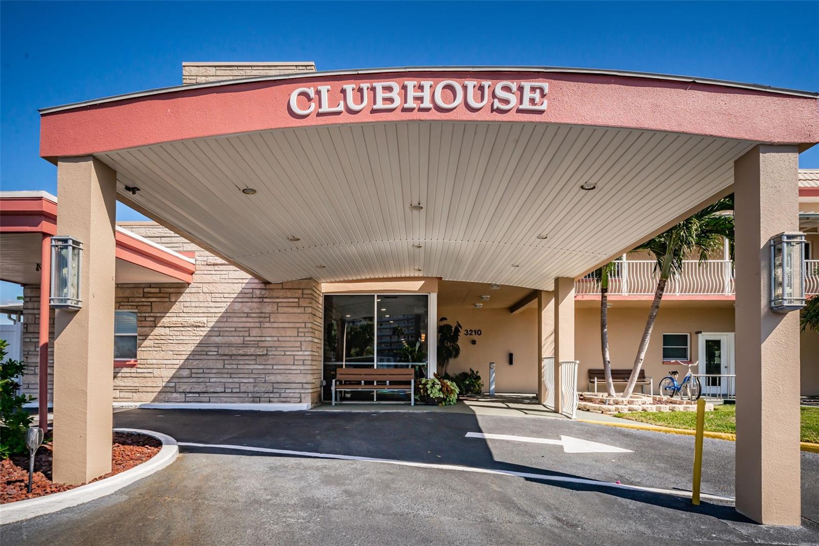 Image 50 of 99 For 5925 Shore Boulevard S 505