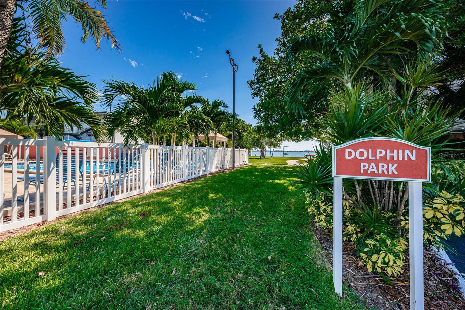 Image 62 of 99 For 5925 Shore Boulevard S 505