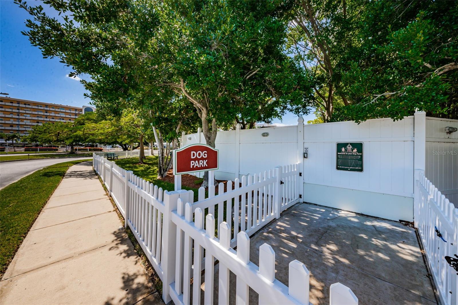 Image 72 of 99 For 5925 Shore Boulevard S 505