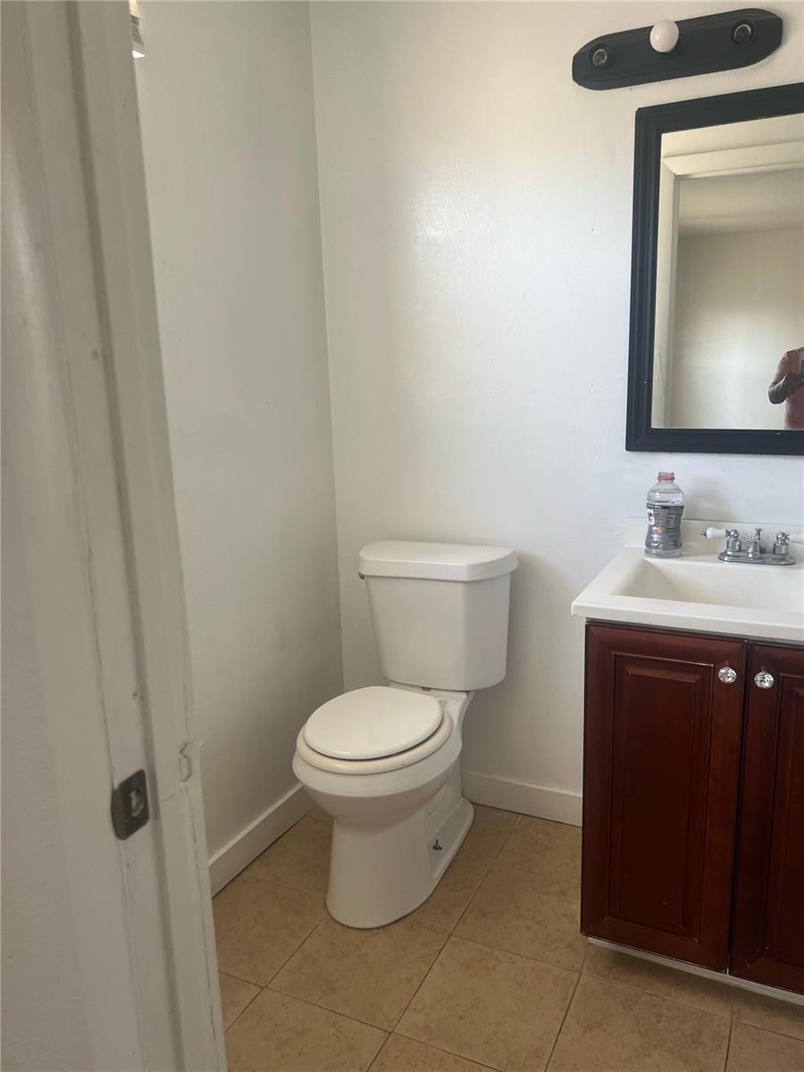 Image 4 of 12 For 1626 49th Street S