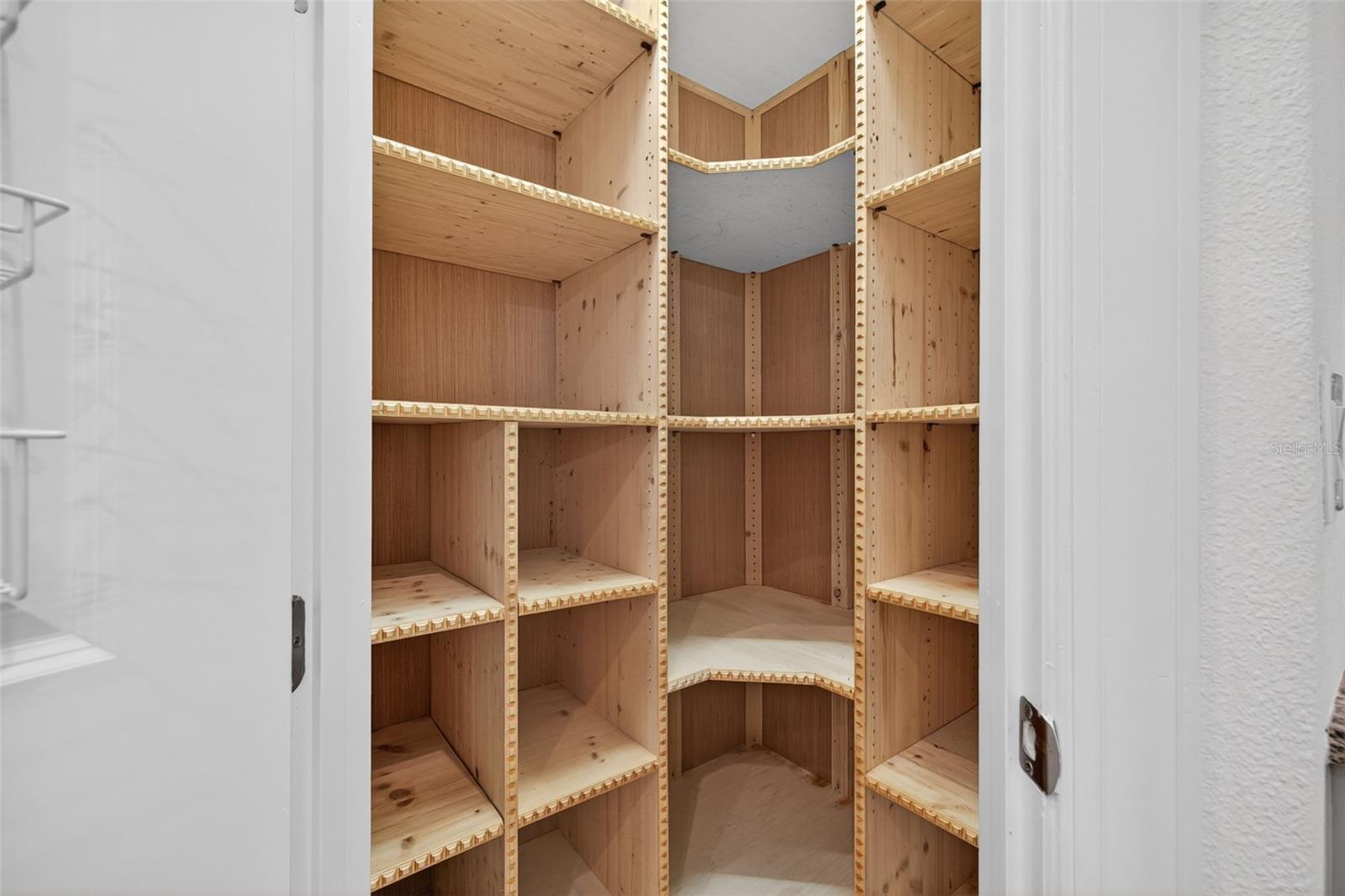 Image 17 of 53 For 9914 Craftsman Park Way