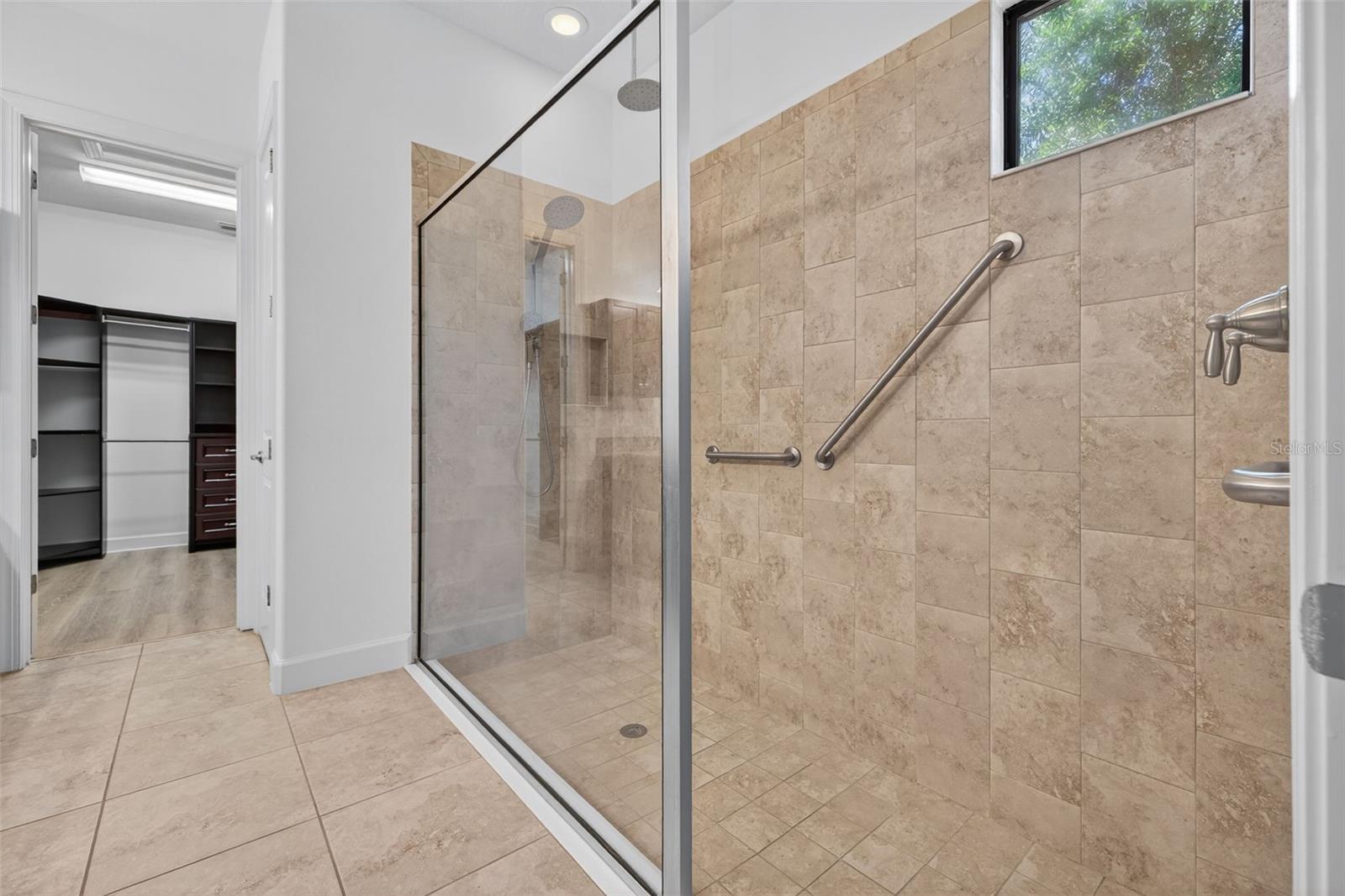 Image 20 of 53 For 9914 Craftsman Park Way