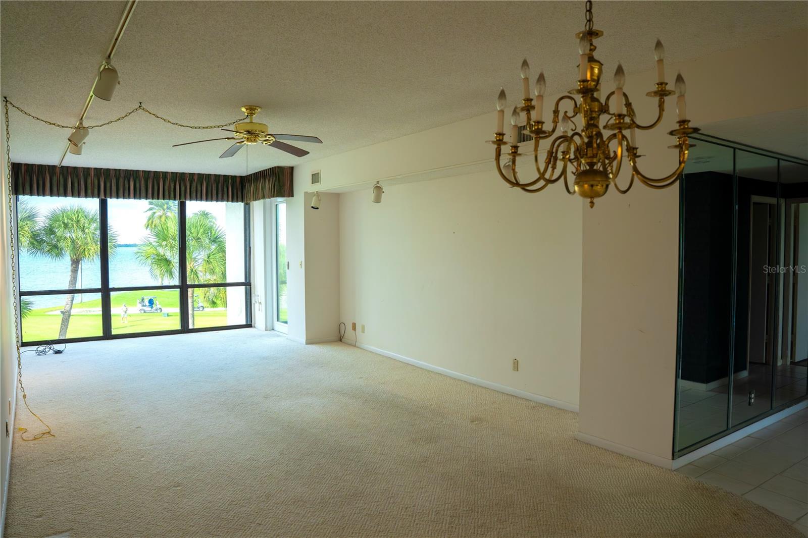 Image 7 of 26 For 50 Coe Road 224