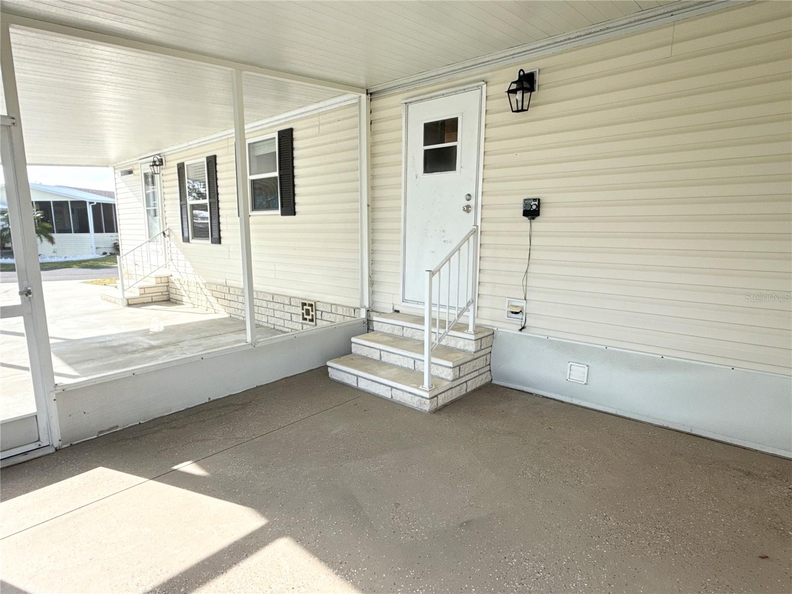 Image 20 of 27 For 7107 Mount Essex Drive Ne 520
